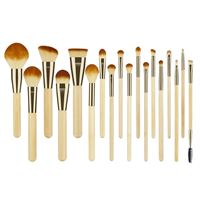 Technique PRO Golden Bamboo Makeupbørste Sæt - 18 makeupbørster